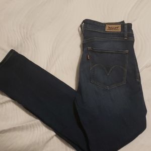 Levi's Midrise Skinny Sz 6 Jeans